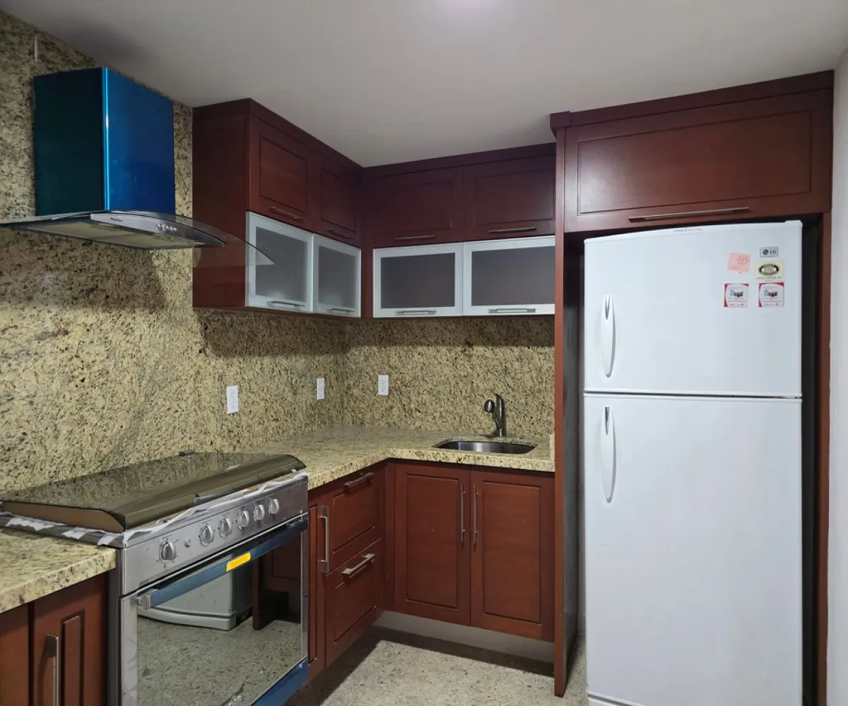 Casa En Venta,Res Chapalita Inn,avenida Guadalupe 6601, Zapopan, Jalisco 45010, 3 Habitaciones,1 Baño,avenida Guadalupe,2,p4DLhGj