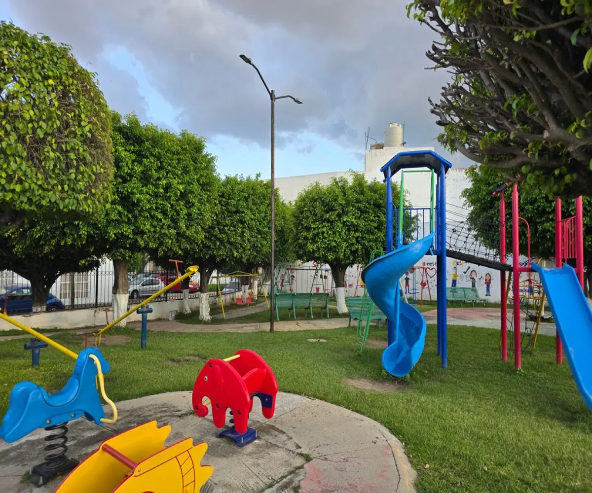 Casa En Venta,Res Chapalita Inn,avenida Guadalupe 6601, Zapopan, Jalisco 45010, 3 Habitaciones,1 Baño,avenida Guadalupe,2,p4DLhGj