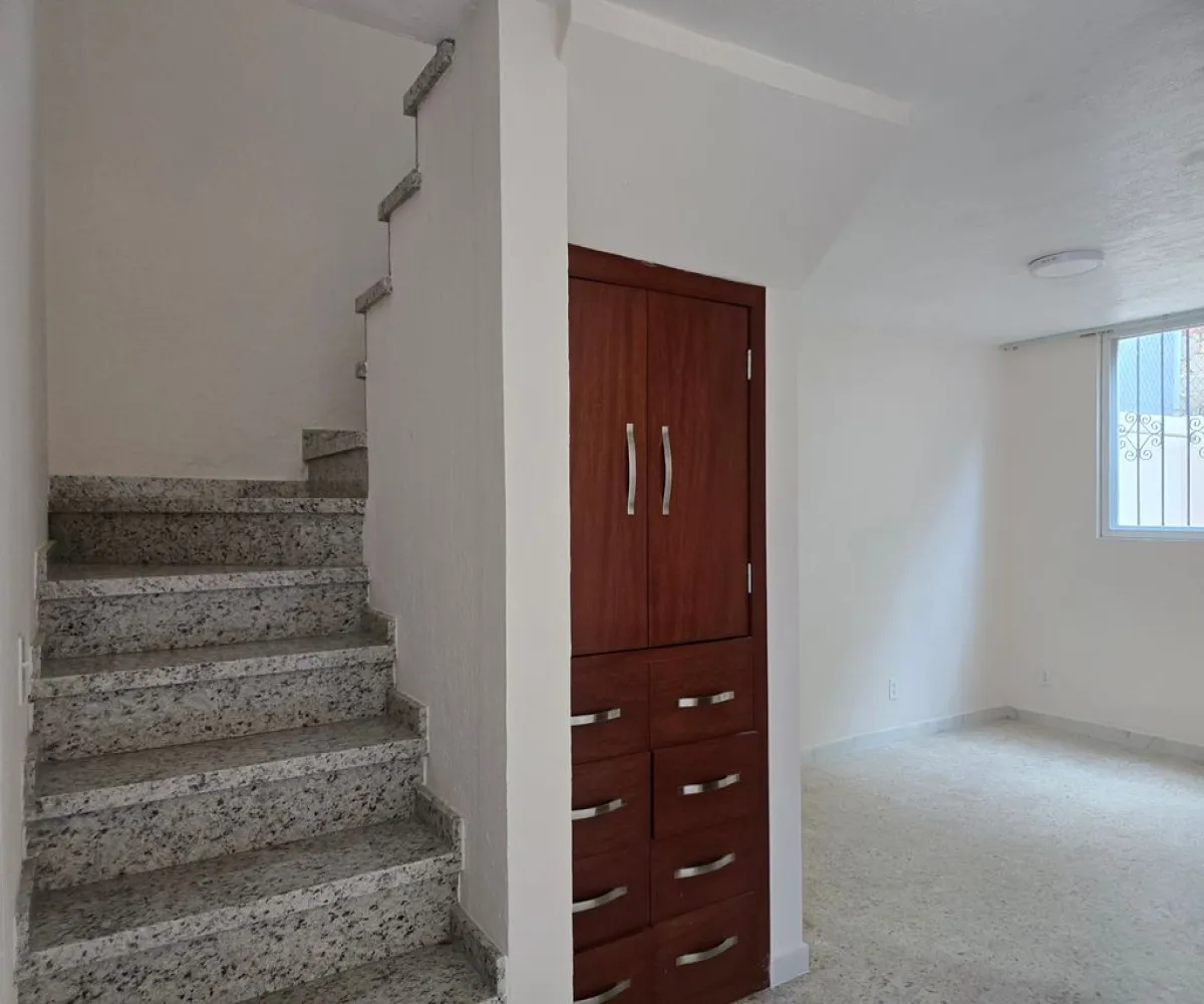 Casa En Venta,Res Chapalita Inn,avenida Guadalupe 6601, Zapopan, Jalisco 45010, 3 Habitaciones,1 Baño,avenida Guadalupe,2,p4DLhGj