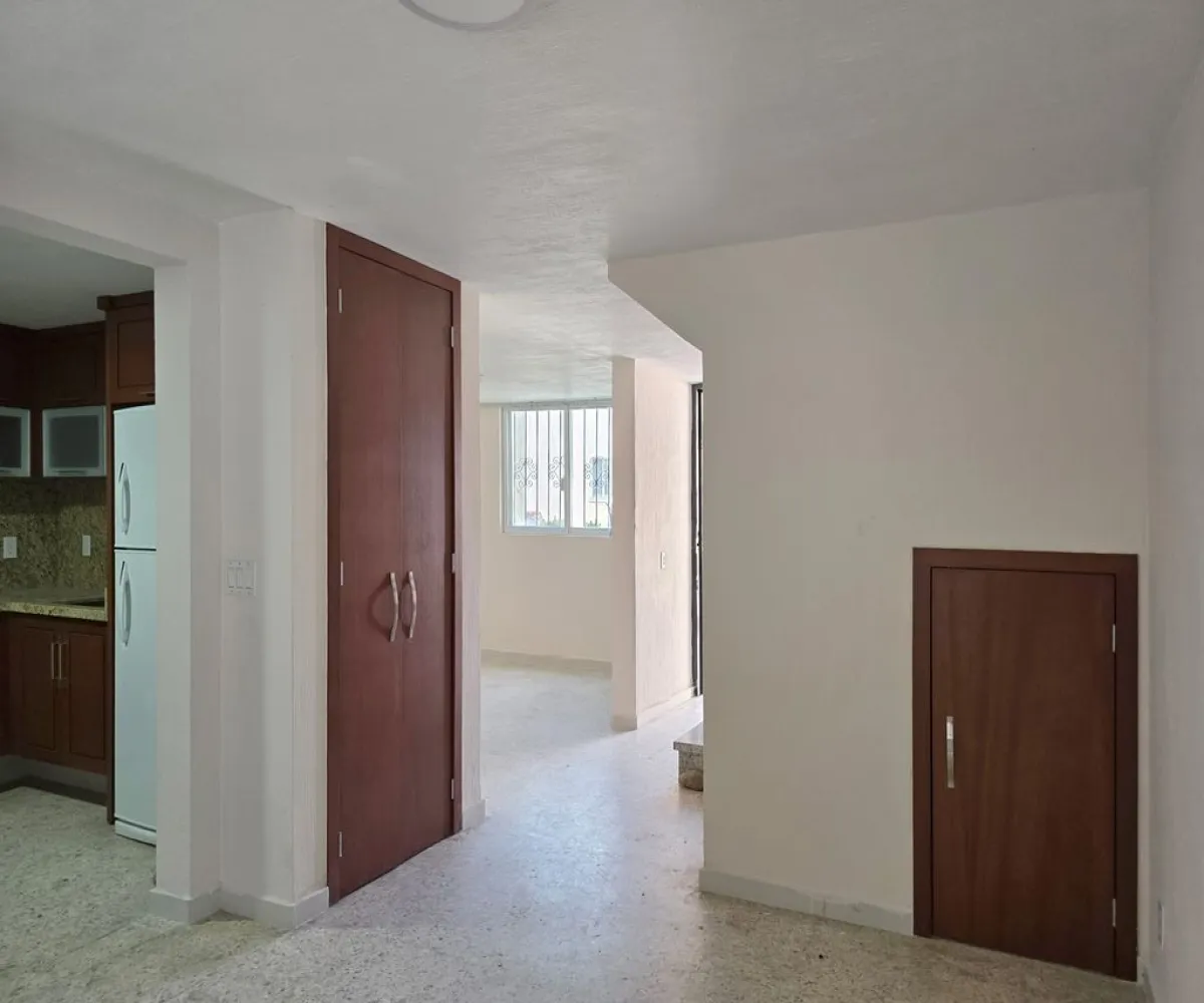 Casa En Venta,Res Chapalita Inn,avenida Guadalupe 6601, Zapopan, Jalisco 45010, 3 Habitaciones,1 Baño,avenida Guadalupe,2,p4DLhGj