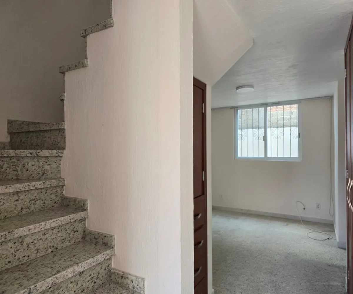 Casa En Venta,Res Chapalita Inn,avenida Guadalupe 6601, Zapopan, Jalisco 45010, 3 Habitaciones,1 Baño,avenida Guadalupe,2,p4DLhGj
