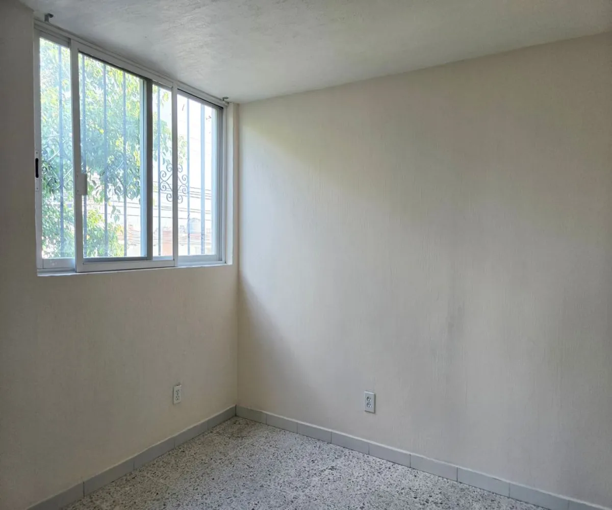 Casa En Venta,Res Chapalita Inn,avenida Guadalupe 6601, Zapopan, Jalisco 45010, 3 Habitaciones,1 Baño,avenida Guadalupe,2,p4DLhGj