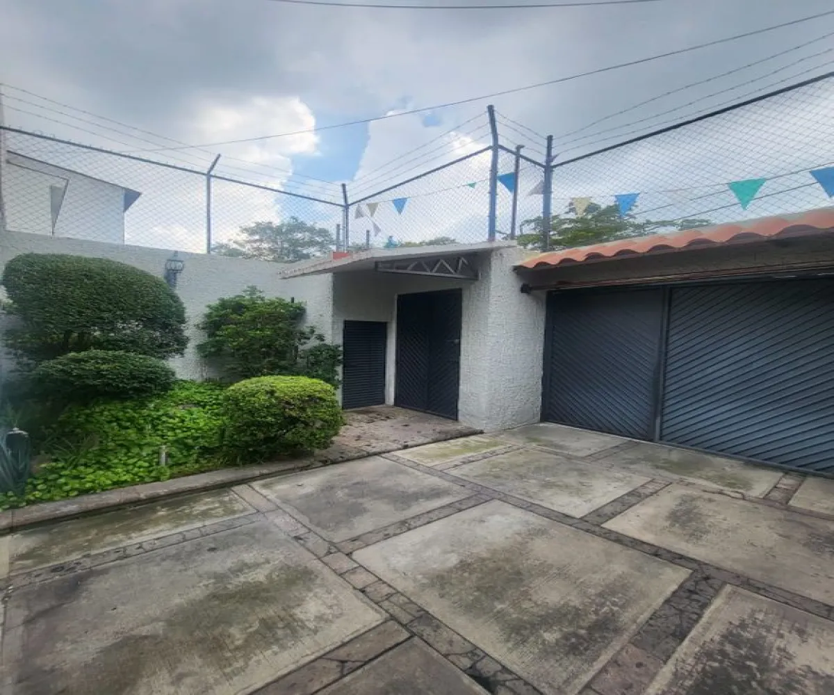 Casa En Renta,Fracc Monraz,Calle Lacandones 466, Guadalajara, Jalisco 44670, 3 Habitaciones,2 Baños,Calle Lacandones,2,pn6lGqM Casa En Renta,Fracc Monraz,Calle Lacandones 466, Guadalajara, Jalisco 44670, 3 Habitaciones,2 Baños,Calle Lacandones,2,pn6lGqM