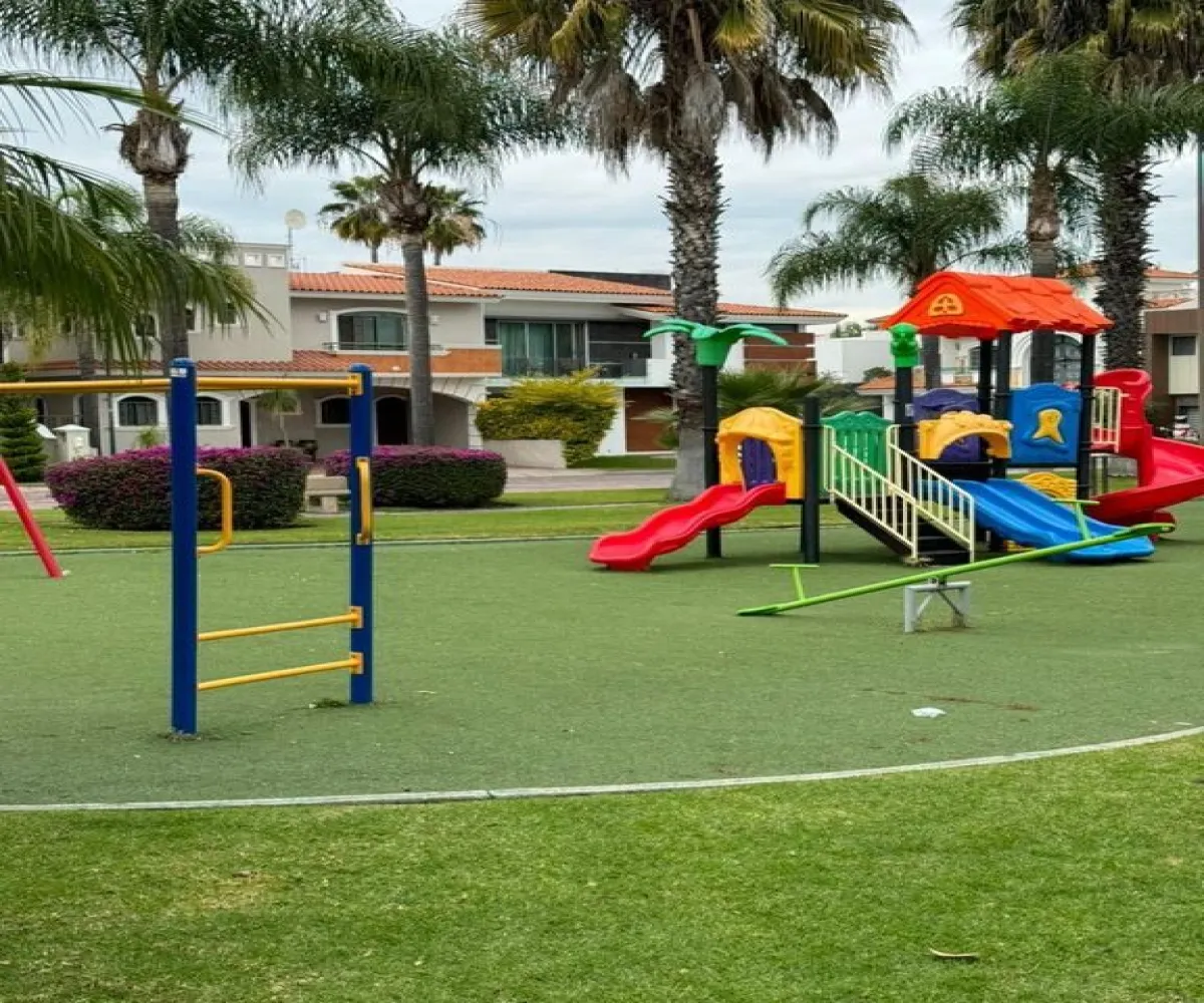 Terreno En Venta,Fracc Jardin Real,Jardín del Olmo S/N, Zapopan, Jalisco 45136,Jardín del Olmo,pnlzD9S