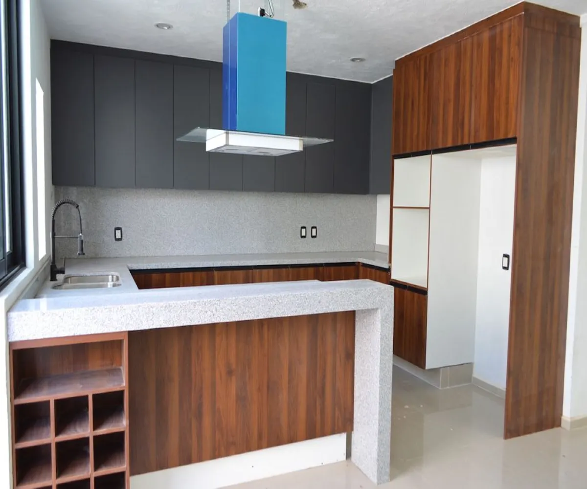 Casa En Venta,Los Almendros,Avenida Río Blanco 1676 285, Zapopan, Jalisco 45135, 4 Habitaciones,4 Baños,Avenida Río Blanco ,2,p4qJ6Hq