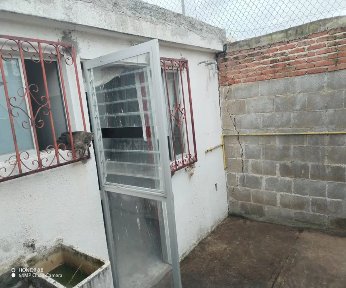 Casa En Venta,Los Freseros (Los Sabinos),Rio Zula 79, Ixtlahuacán de los Membrillos, Jalisco 45870, 1 Cuarto,1 Baño,Rio Zula,1,pMvF40k