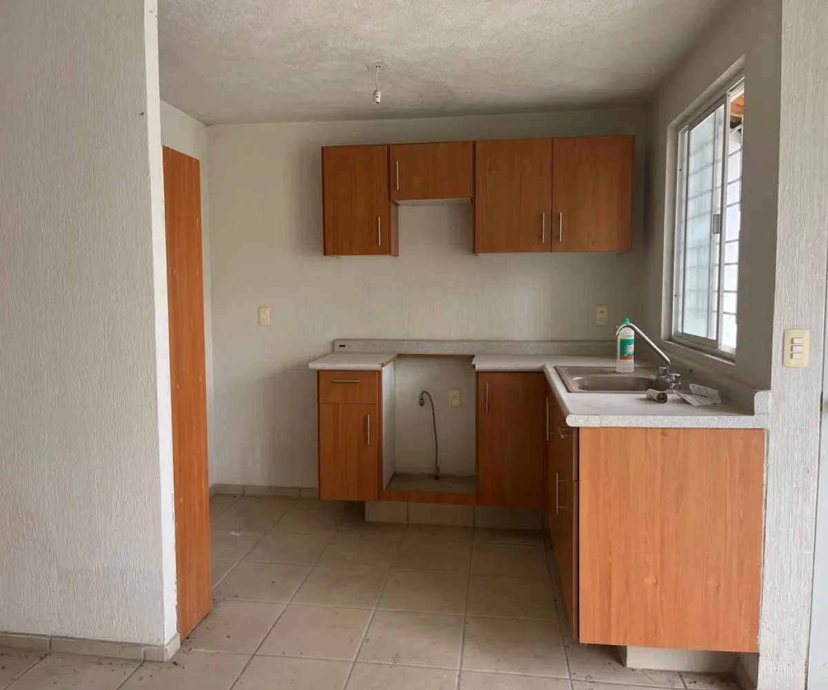 Casa En Venta,Estrada,Fuente Mayor Norte S/N 246, Zapopan, Jalisco 45200, 3 Habitaciones,2 Baños,Fuente Mayor Norte,2,px5ngwJ