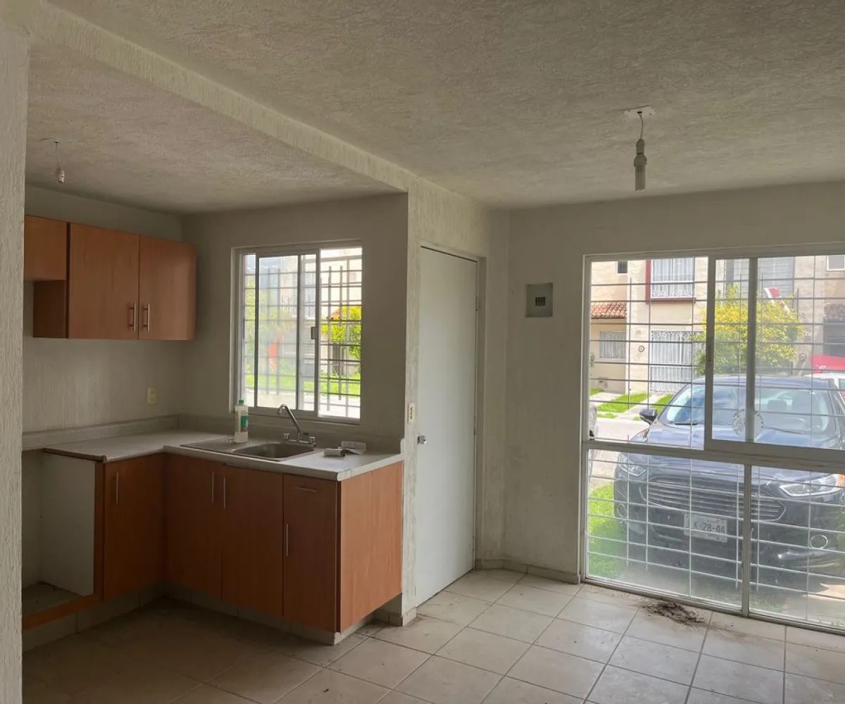 Casa En Venta,Estrada,Fuente Mayor Norte S/N 246, Zapopan, Jalisco 45200, 3 Habitaciones,2 Baños,Fuente Mayor Norte,2,px5ngwJ