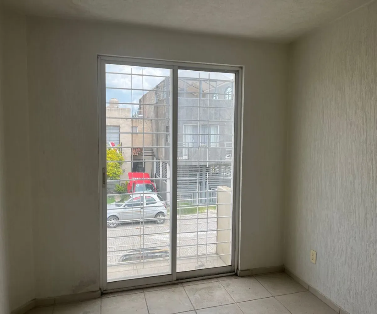 Casa En Venta,Estrada,Fuente Mayor Norte S/N 246, Zapopan, Jalisco 45200, 3 Habitaciones,2 Baños,Fuente Mayor Norte,2,px5ngwJ