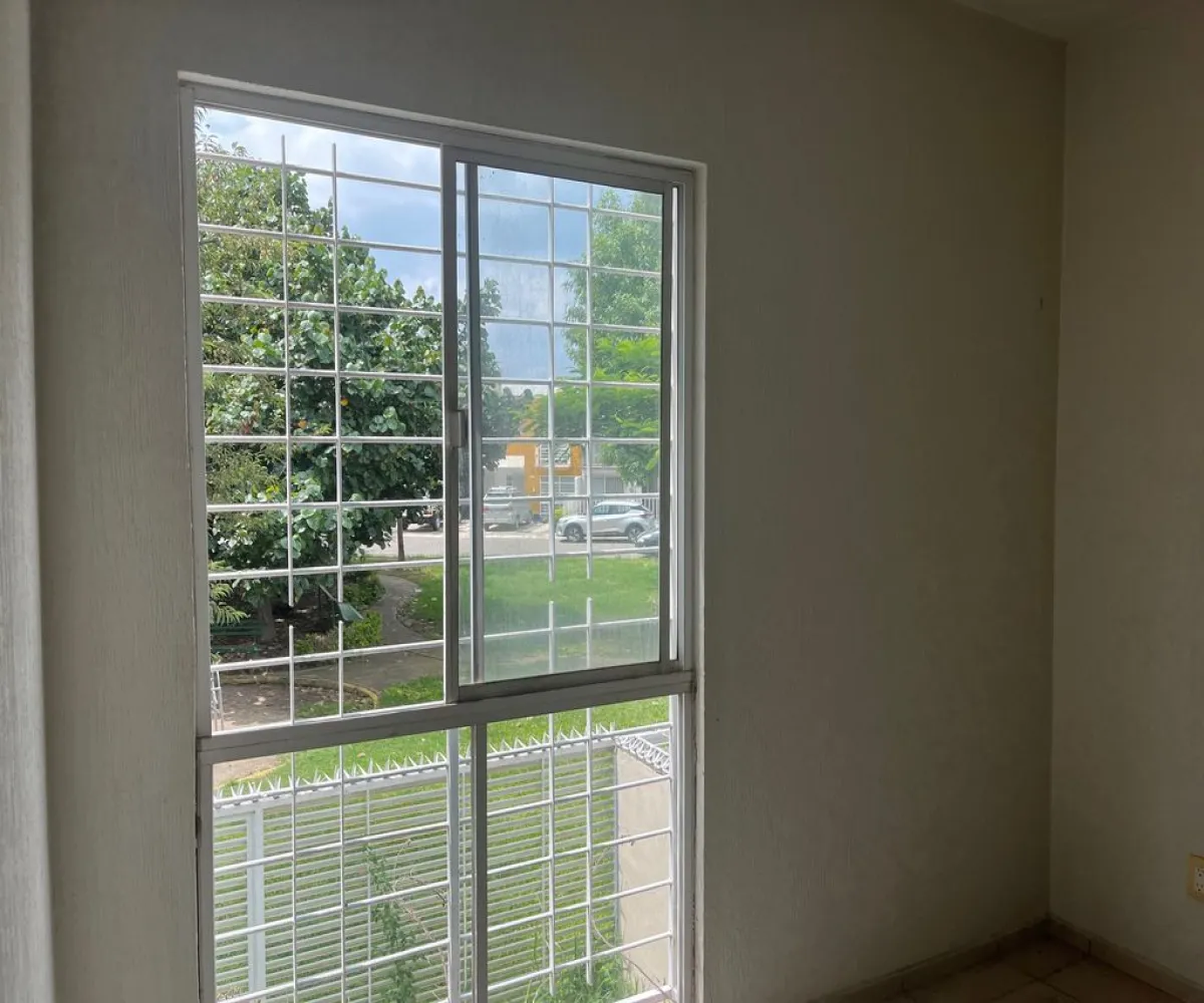 Casa En Venta,Estrada,Fuente Mayor Norte S/N 246, Zapopan, Jalisco 45200, 3 Habitaciones,2 Baños,Fuente Mayor Norte,2,px5ngwJ