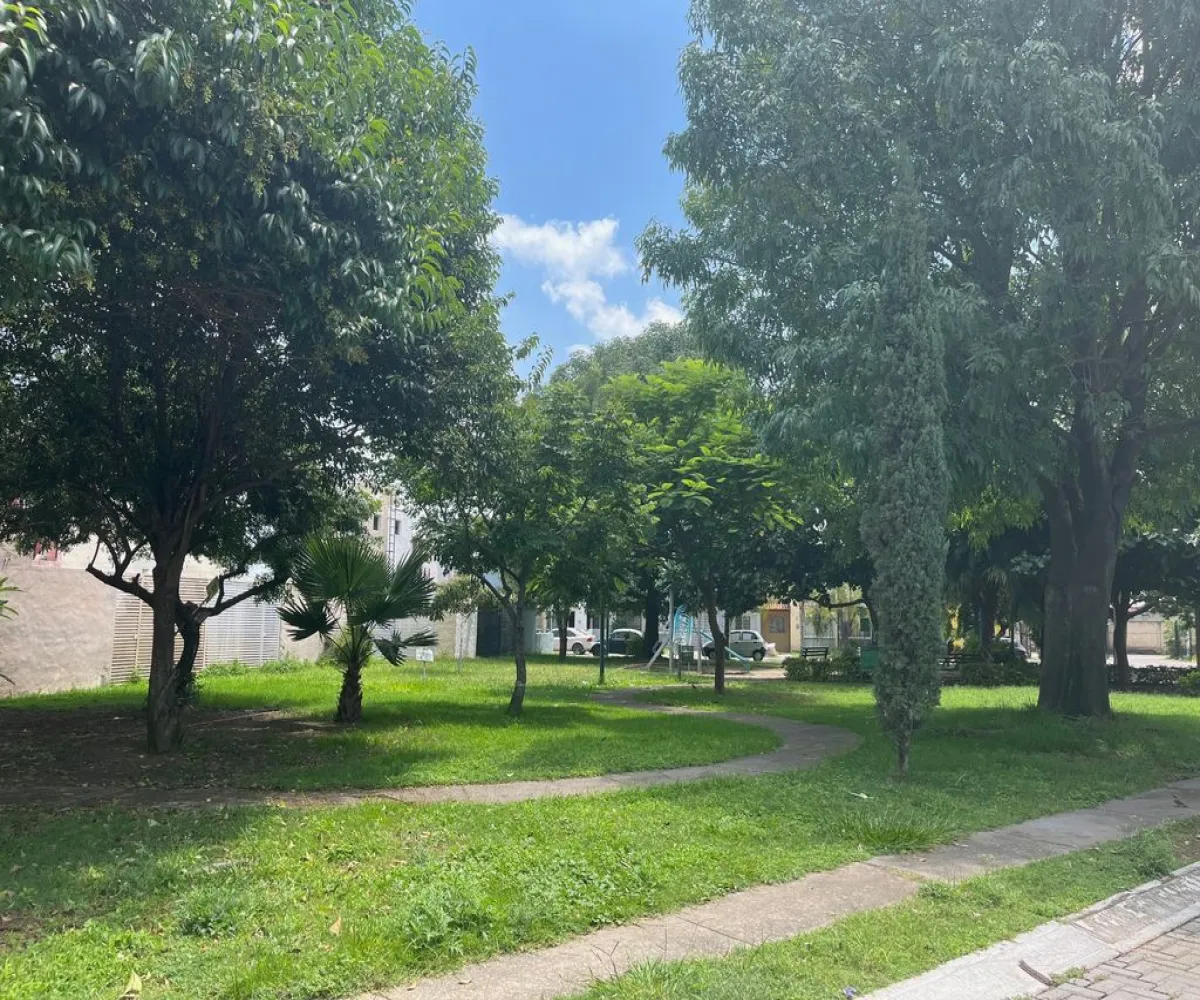 Casa En Venta,Estrada,Fuente Mayor Norte S/N 246, Zapopan, Jalisco 45200, 3 Habitaciones,2 Baños,Fuente Mayor Norte,2,px5ngwJ