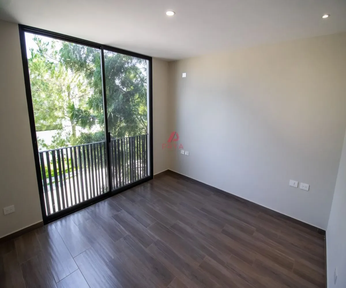 Casa En Venta,Solares,Privanza senda 19, Zapopan, Jalisco 45019, 3 Habitaciones,3 Baños,Privanza senda ,2,pjShVqO