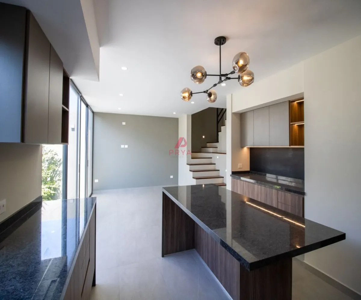 Casa En Venta,Solares,Privanza senda 19, Zapopan, Jalisco 45019, 3 Habitaciones,3 Baños,Privanza senda ,2,pjShVqO