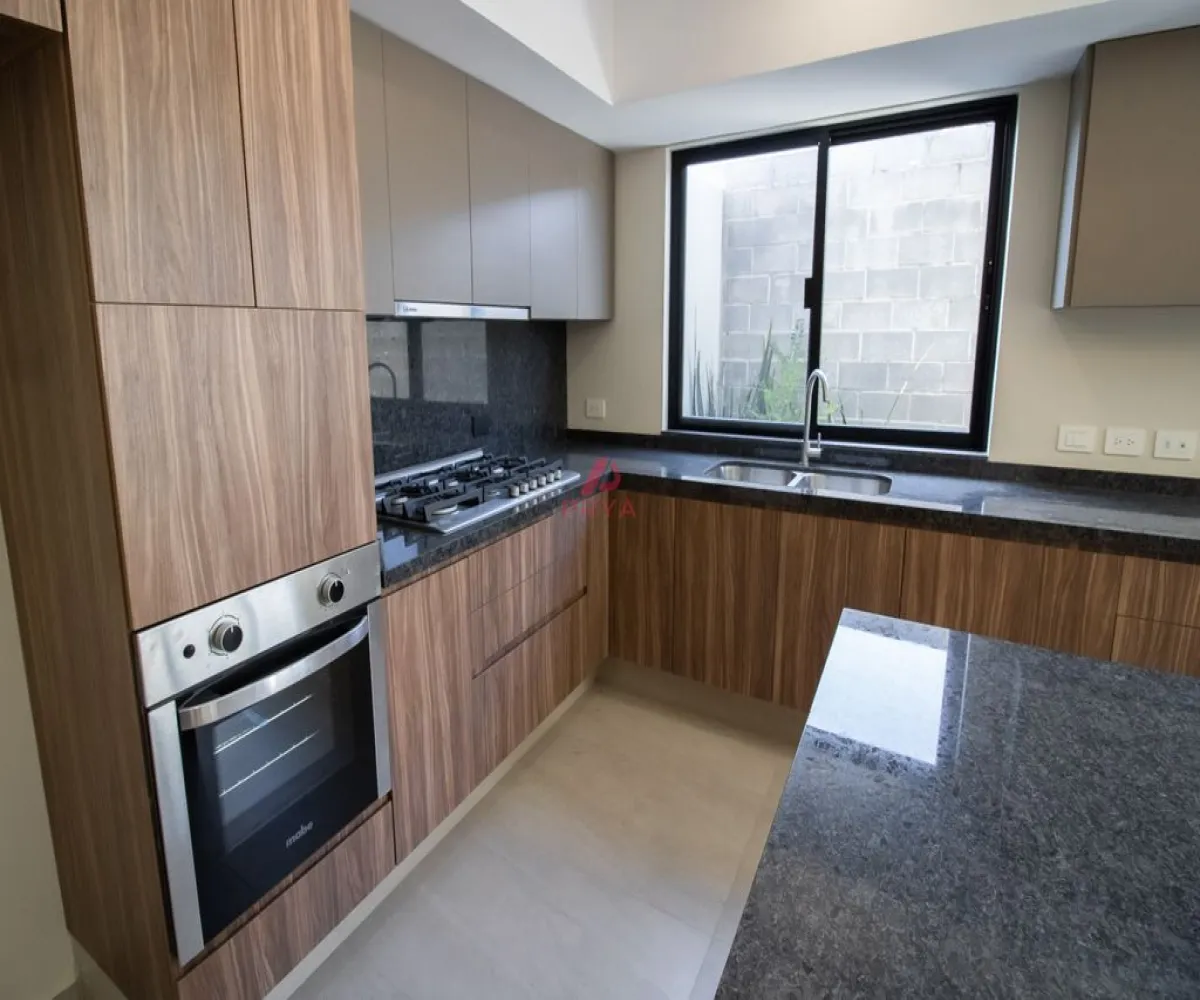 Casa En Venta,Solares,Privanza senda 19, Zapopan, Jalisco 45019, 3 Habitaciones,3 Baños,Privanza senda ,2,pjShVqO