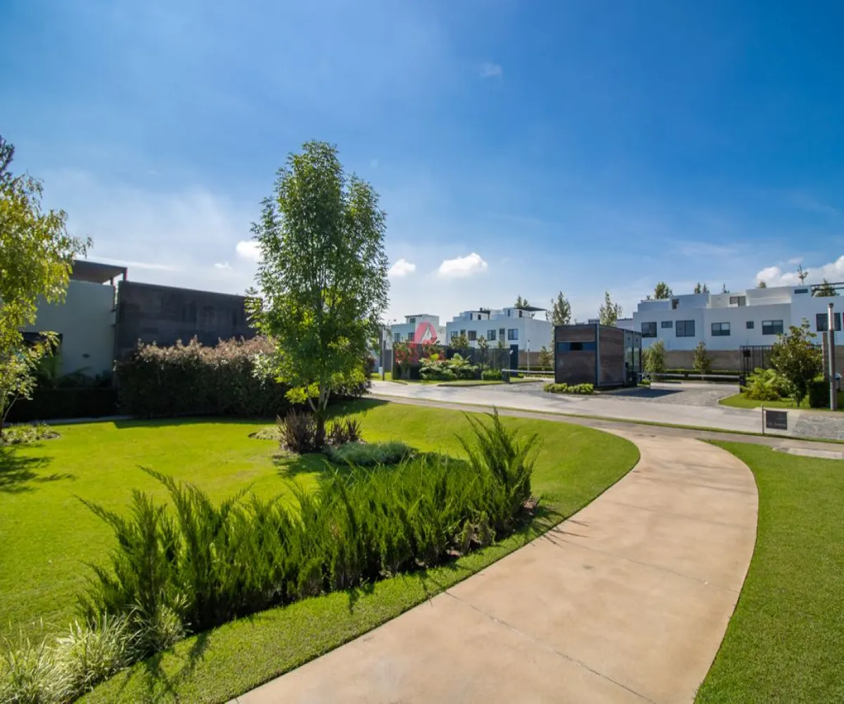 Casa En Venta,Solares,Privanza senda 19, Zapopan, Jalisco 45019, 3 Habitaciones,3 Baños,Privanza senda ,2,pjShVqO