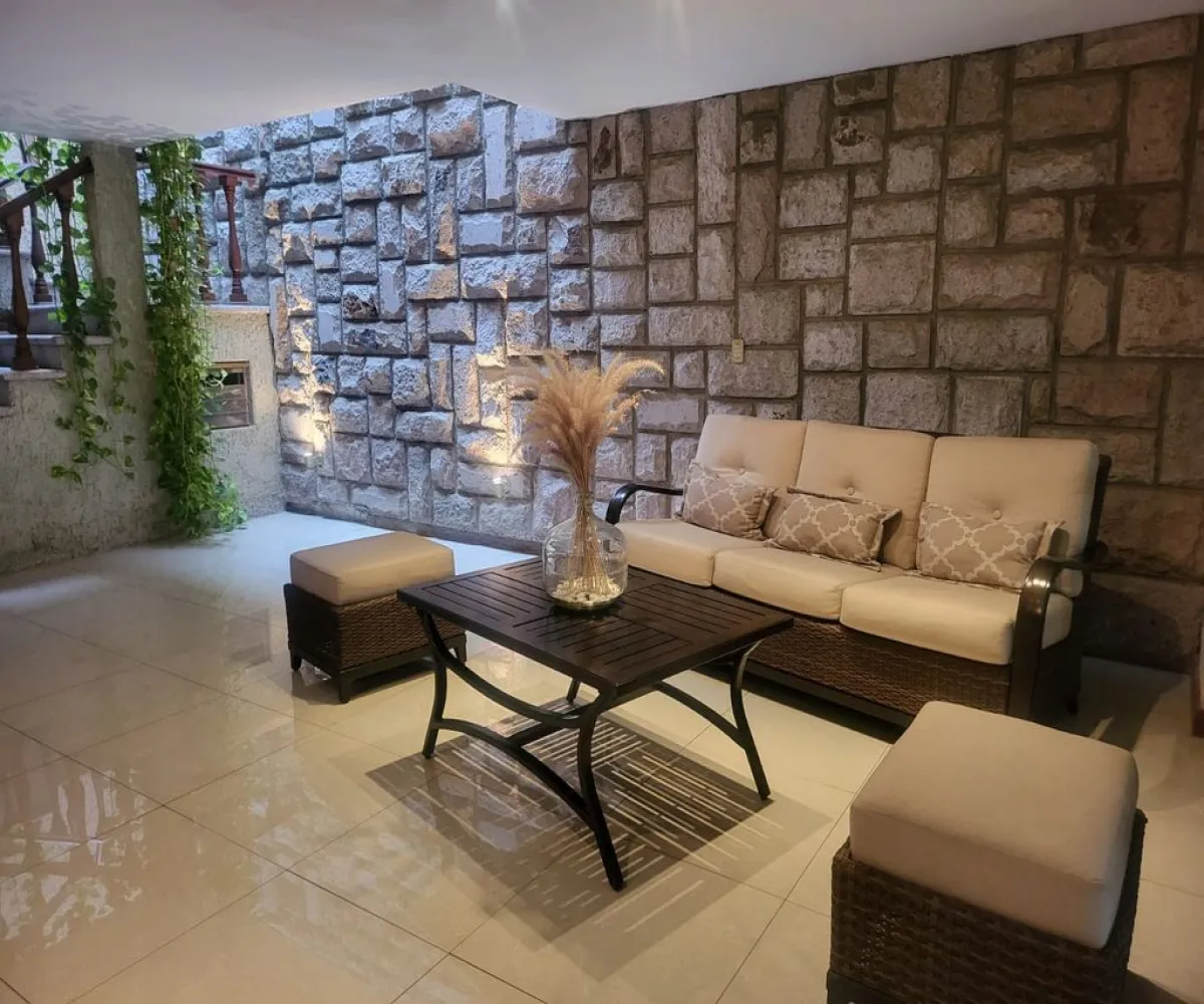 Casa En Renta,Fracc Monraz,Calle Lacandones 466, Guadalajara, Jalisco 44670,3 Baños,Calle Lacandones,2,pVDEAhH