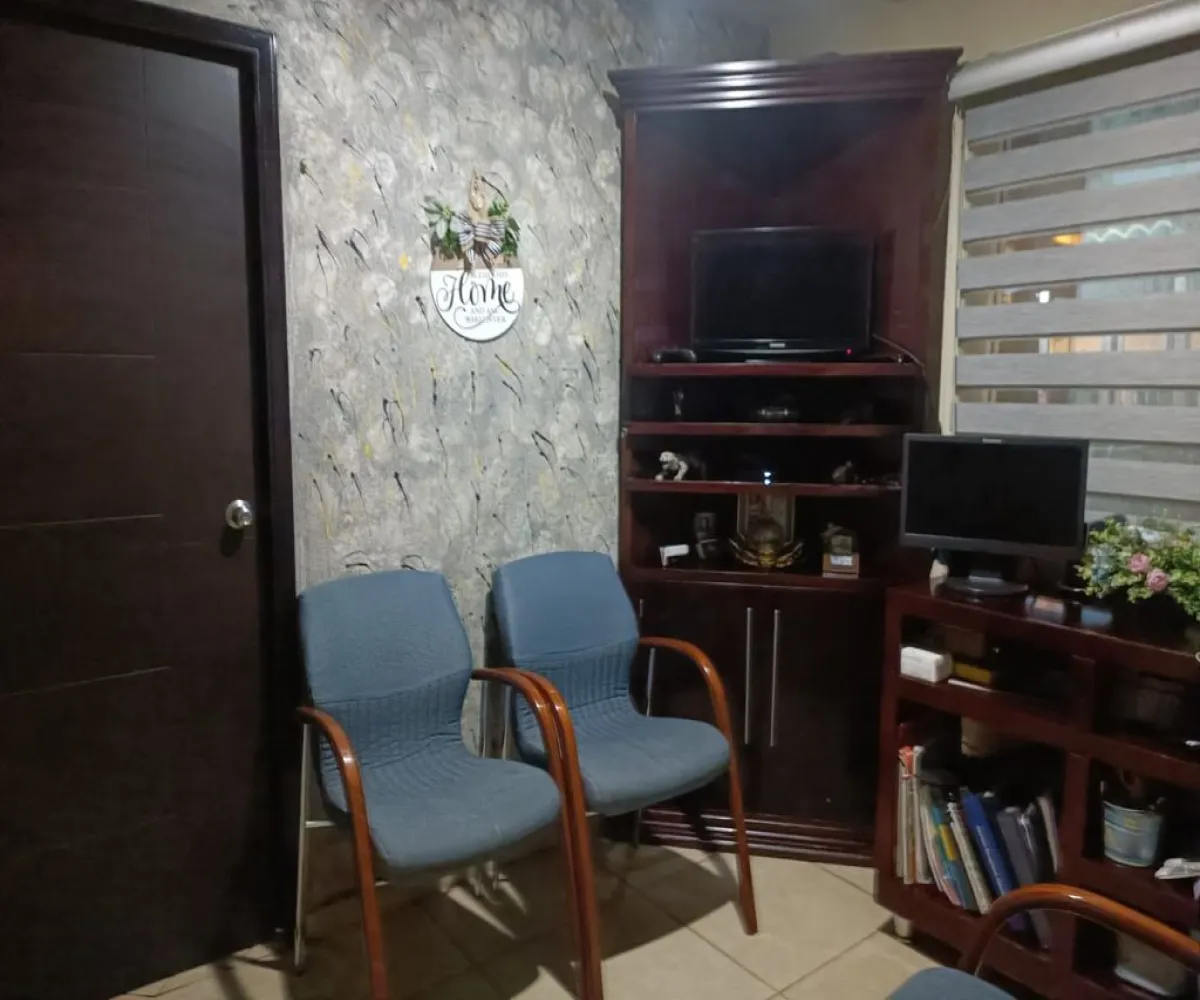 Local En Venta,Medrano,Calle Jorge Delorme y Campos 580, Guadalajara, Jalisco 44800,2 Baños,Calle Jorge Delorme y Campos,2,py6KkT3