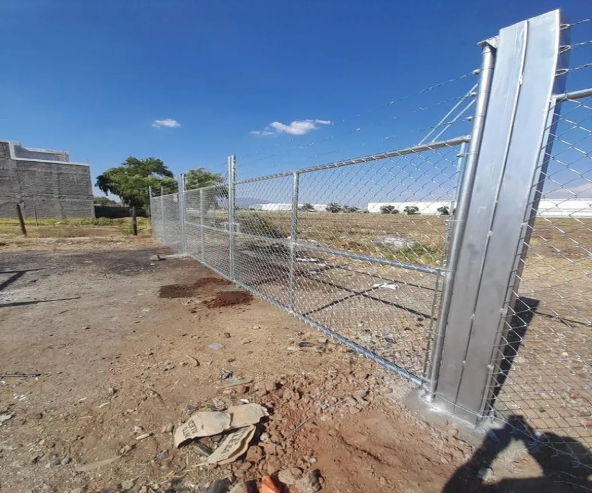 Terreno En Venta,Hacienda La Loma,Camino Fraccionamiento La Haciendita S/N, Zamora, Michoacán de Ocampo 59624,Camino Fraccionamiento La Haciendita ,pONpmWC