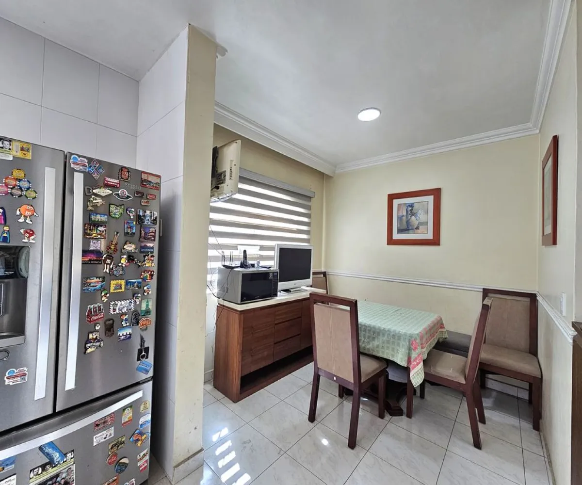 Casa En Venta,Res Virreyes,Paseo de los Virreyes S/N, Zapopan, Jalisco 45110, 4 Habitaciones,4 Baños,Paseo de los Virreyes,2,poi3svL Casa En Venta,Res Virreyes,Paseo de los Virreyes S/N, Zapopan, Jalisco 45110, 4 Habitaciones,4 Baños,Paseo de los Virreyes,2,poi3svL