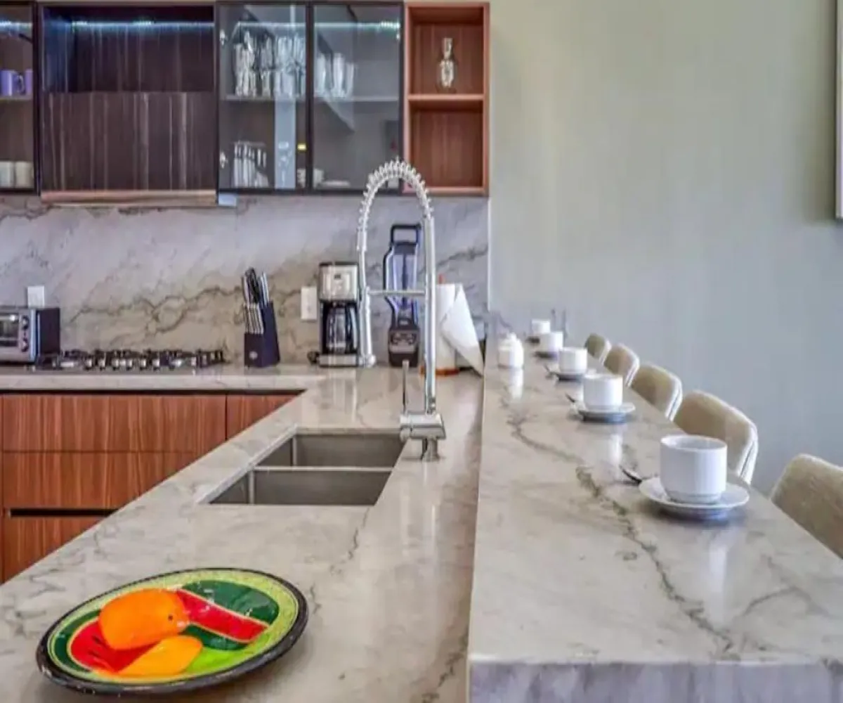 Departamento En Venta,Marina Vallarta,Avenida Paseo de la Marina S/N, Puerto Vallarta, Jalisco 48335, 3 Habitaciones,3 Baños,Avenida Paseo de la Marina,1,pJnLUpC