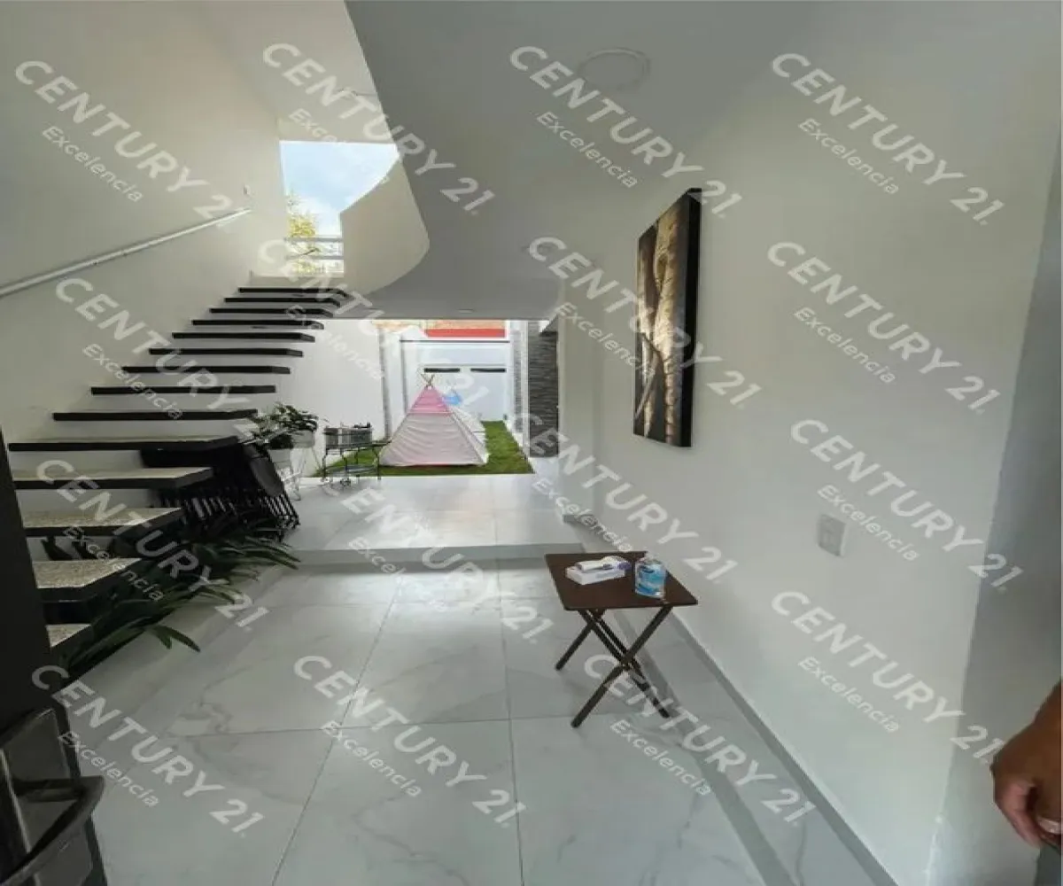 Casa En Venta,Hogares de Nuevo México,Lagos de Moreno 2994, Zapopan, Jalisco 45203, 3 Habitaciones,3 Baños,Lagos de Moreno ,2,pLBPh2t