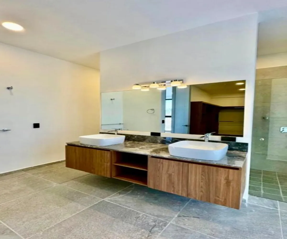 Casa En Venta,Zapopan,Av. Paseo de la estrella 3587, Zapopan, Jalisco 45222, 3 Habitaciones,3 Baños,Av. Paseo de la estrella,1,pyz6poo