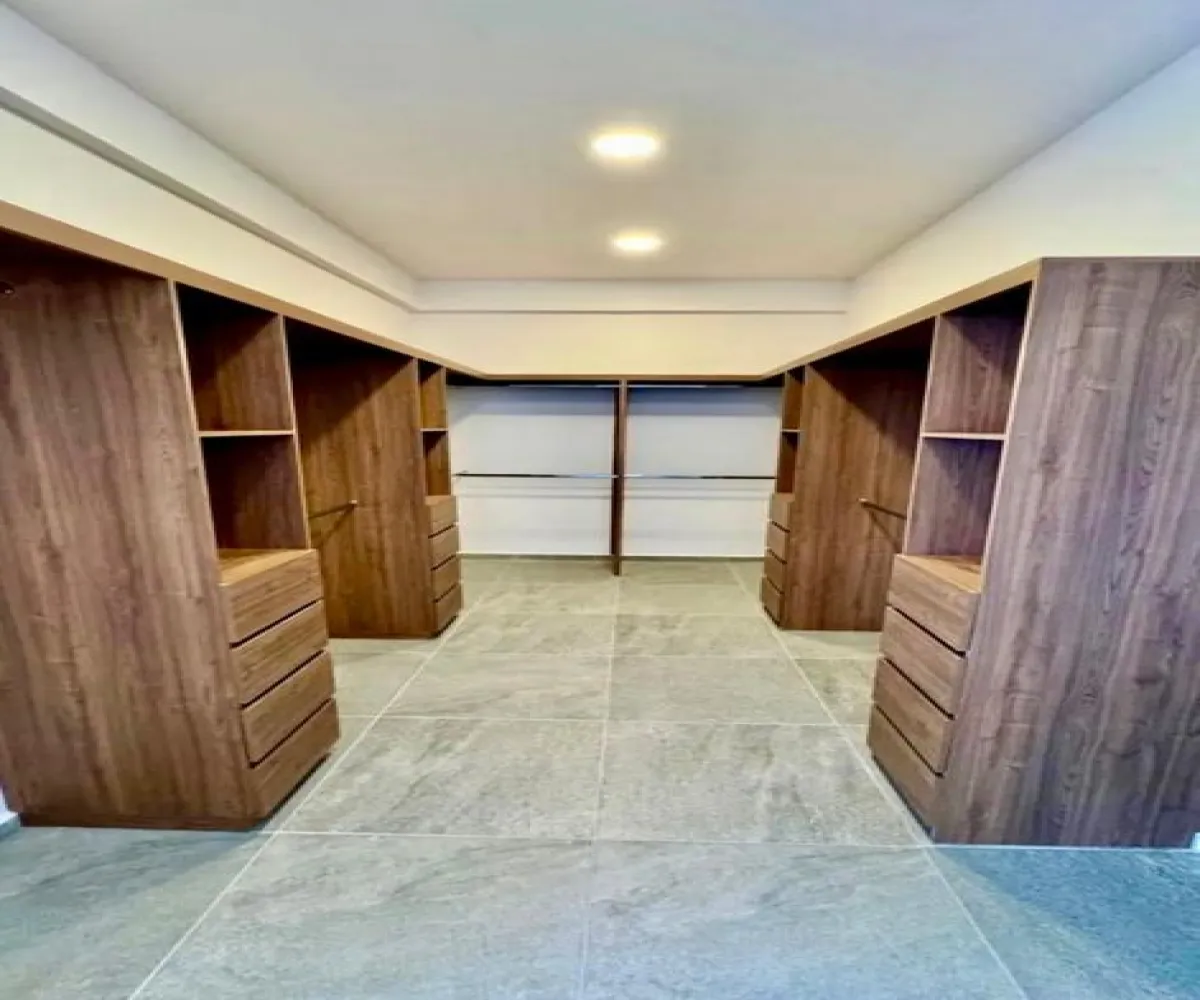 Casa En Venta,Zapopan,Av. Paseo de la estrella 3587, Zapopan, Jalisco 45222, 3 Habitaciones,3 Baños,Av. Paseo de la estrella,1,pyz6poo