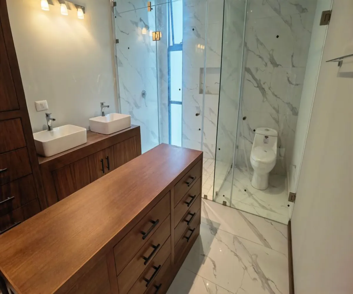 Casa En Venta,Bosques Vallarta,Paseo de la Estrella 3555, Zapopan, Jalisco 45222, 4 Habitaciones,4 Baños,Paseo de la Estrella,2,pSPpPAc Casa En Venta,Bosques Vallarta,Paseo de la Estrella 3555, Zapopan, Jalisco 45222, 4 Habitaciones,4 Baños,Paseo de la Estrella,2,pSPpPAc