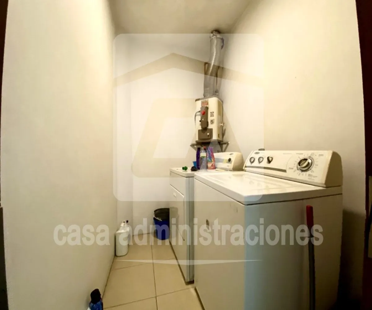 Casa En Venta,Altamira ,Avenida Aviación 3905 23, Zapopan, Jalisco 45019, 7 Habitaciones,2 Baños,Avenida Aviación,2,pKinSTs Casa En Venta,Altamira ,Avenida Aviación 3905 23, Zapopan, Jalisco 45019, 7 Habitaciones,2 Baños,Avenida Aviación,2,pKinSTs