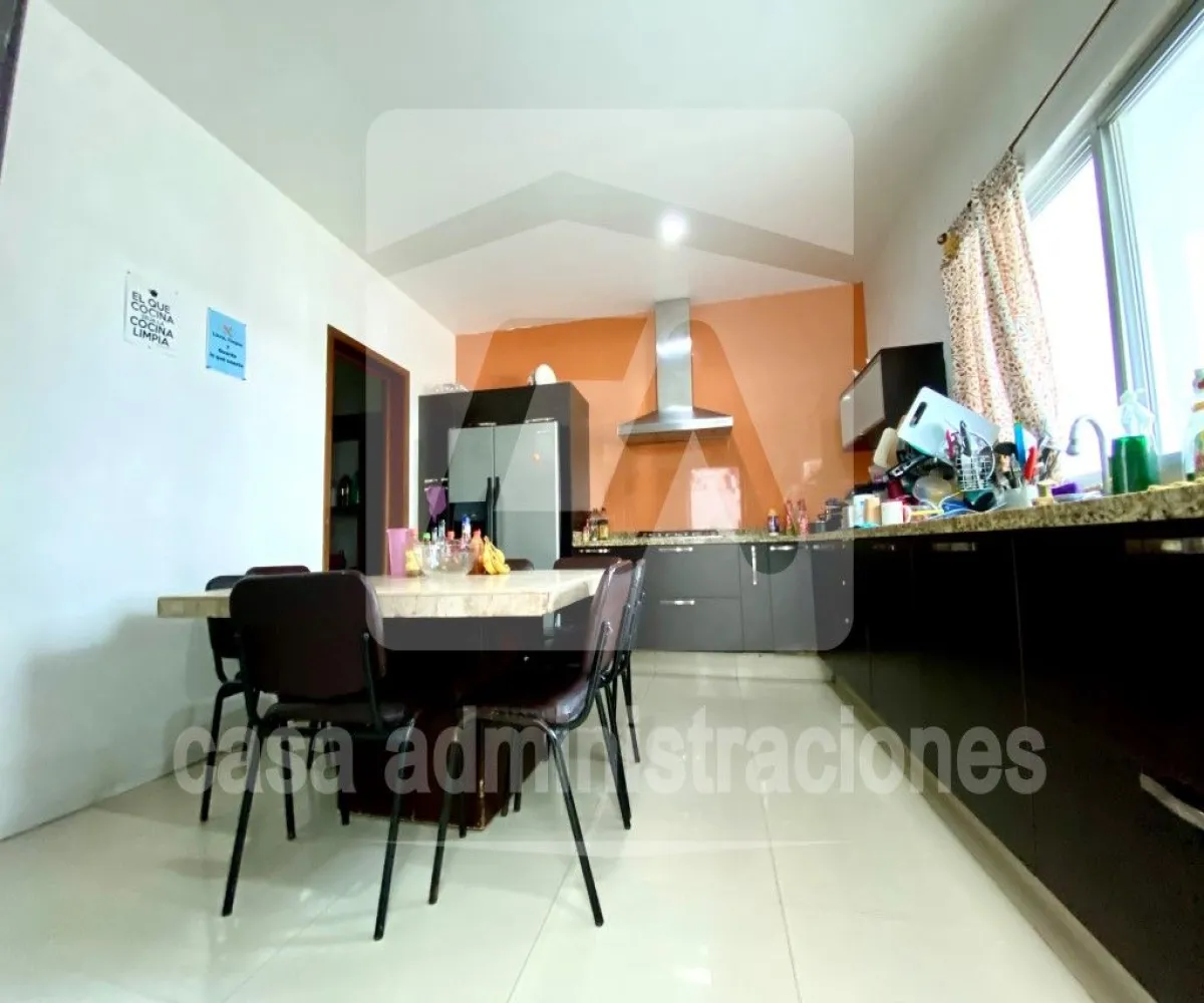 Casa En Venta,Altamira ,Avenida Aviación 3905 23, Zapopan, Jalisco 45019, 7 Habitaciones,2 Baños,Avenida Aviación,2,pKinSTs Casa En Venta,Altamira ,Avenida Aviación 3905 23, Zapopan, Jalisco 45019, 7 Habitaciones,2 Baños,Avenida Aviación,2,pKinSTs