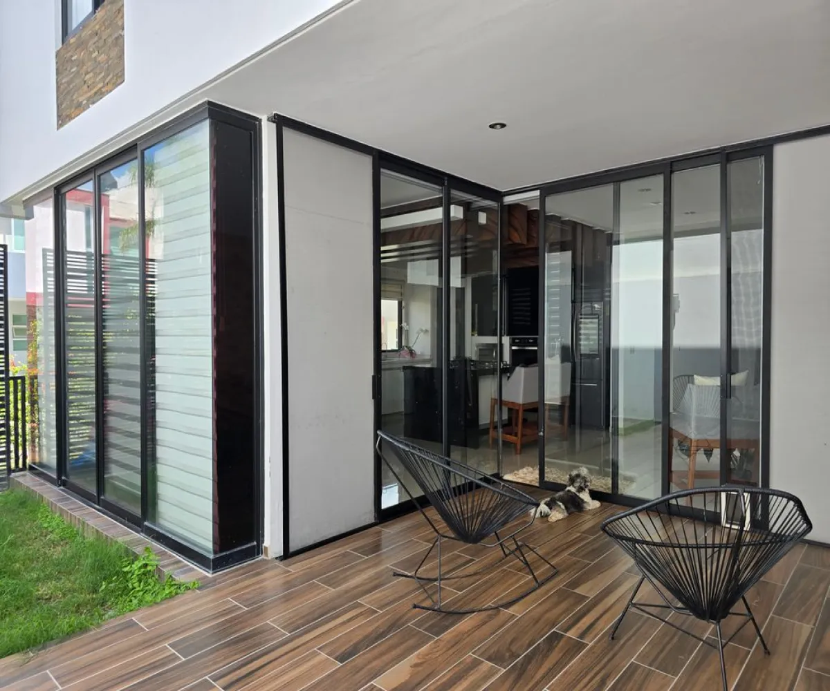 Casa En Venta,Casa Fuerte,Paseo la Ciudadela S/N, Tlajomulco de Zúñiga, Jalisco 45645, 4 Habitaciones,4 Baños,Paseo la Ciudadela,2,pHXnFmA