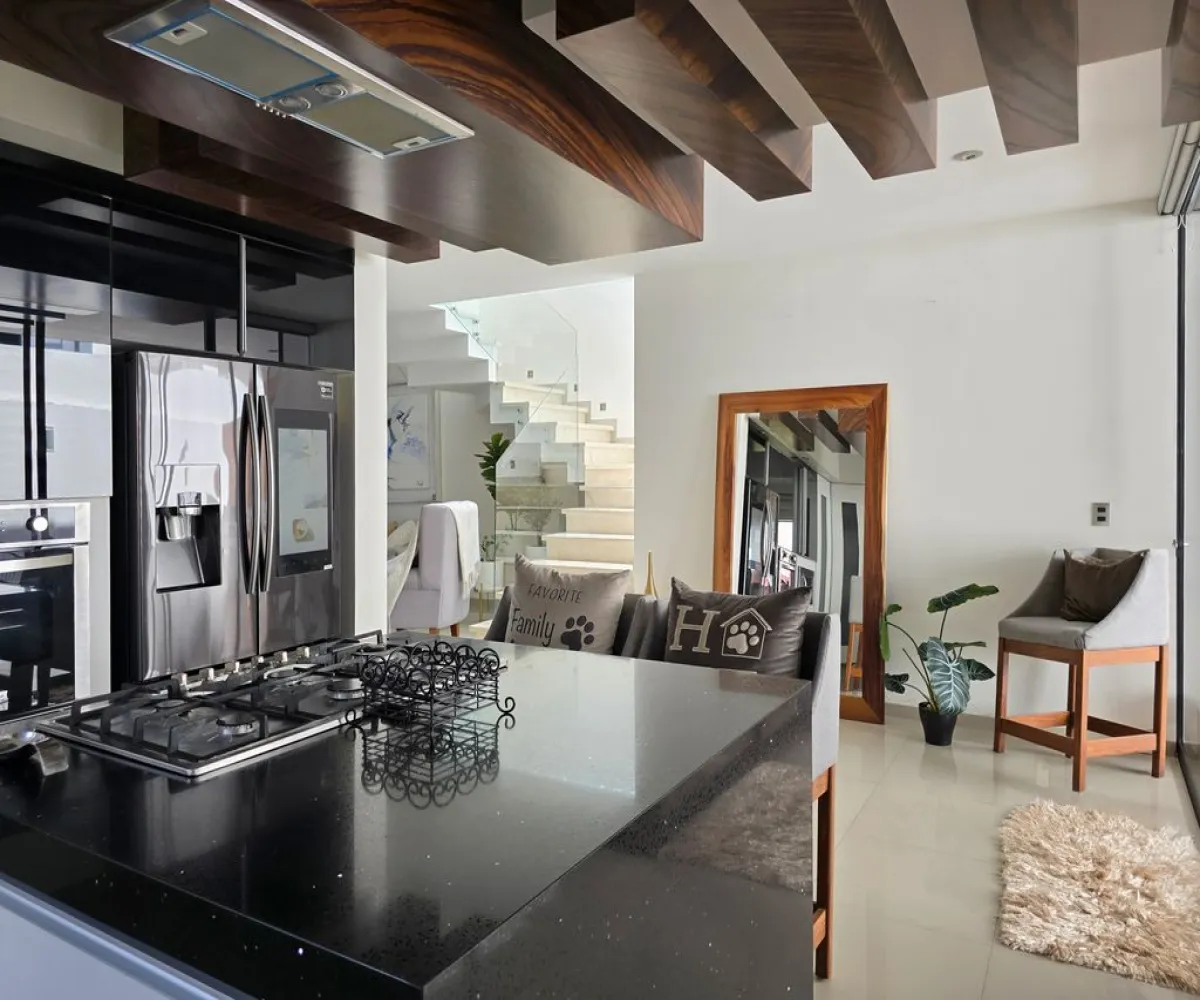 Casa En Venta,Casa Fuerte,Paseo la Ciudadela S/N, Tlajomulco de Zúñiga, Jalisco 45645, 4 Habitaciones,4 Baños,Paseo la Ciudadela,2,pHXnFmA