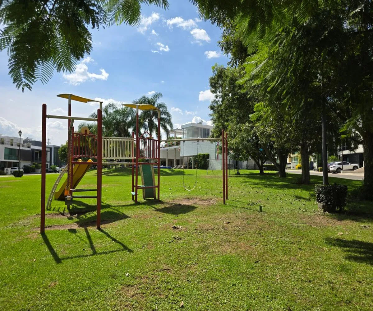 Casa En Venta,Casa Fuerte,Paseo la Ciudadela S/N, Tlajomulco de Zúñiga, Jalisco 45645, 4 Habitaciones,4 Baños,Paseo la Ciudadela,2,pHXnFmA