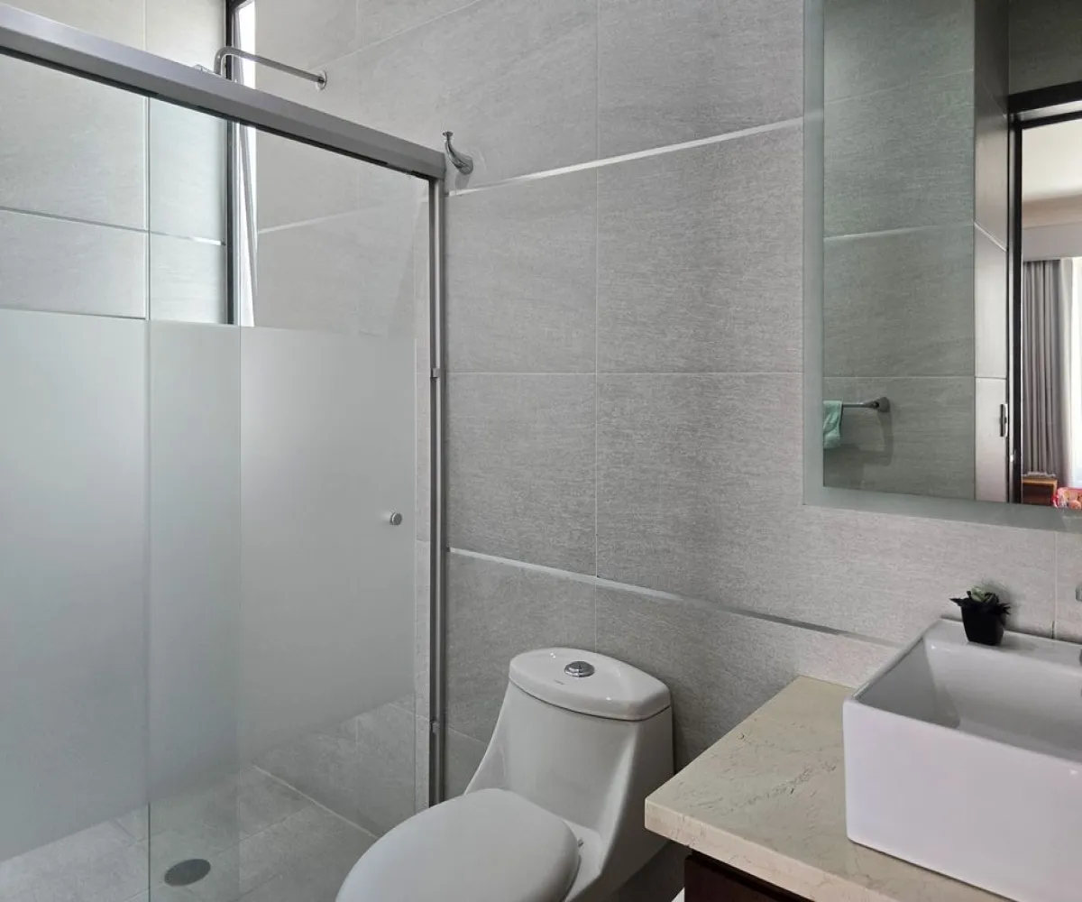 Casa En Venta,Casa Fuerte,Paseo la Ciudadela S/N, Tlajomulco de Zúñiga, Jalisco 45645, 4 Habitaciones,4 Baños,Paseo la Ciudadela,2,pHXnFmA