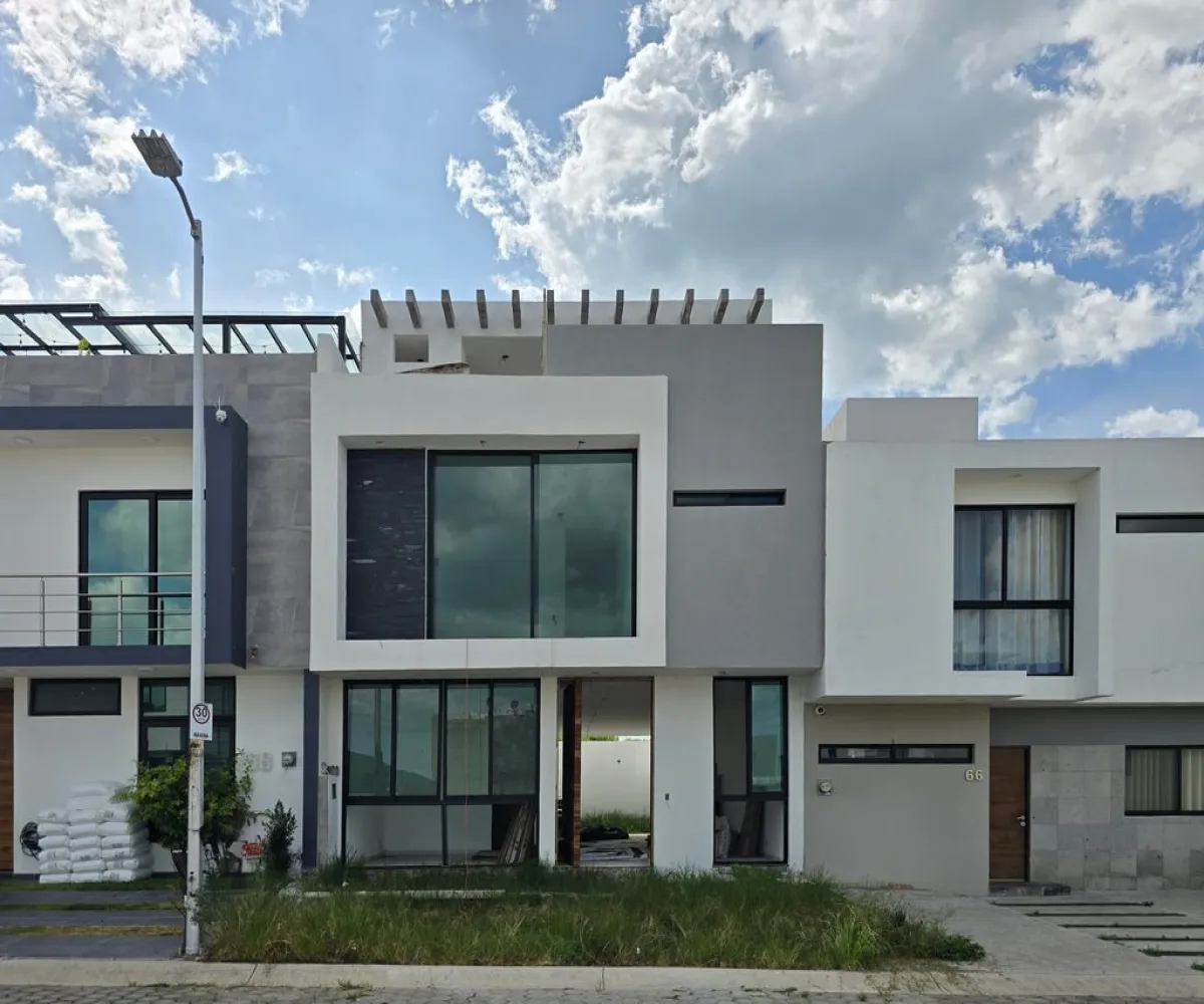 Casa En Venta,Casa Fuerte,circuito el baluarte S/N, Tlajomulco de Zúñiga, Jalisco 45645, 4 Habitaciones,4 Baños,circuito el baluarte,3,p02JZ09 Casa En Venta,Casa Fuerte,circuito el baluarte S/N, Tlajomulco de Zúñiga, Jalisco 45645, 4 Habitaciones,4 Baños,circuito el baluarte,3,p02JZ09