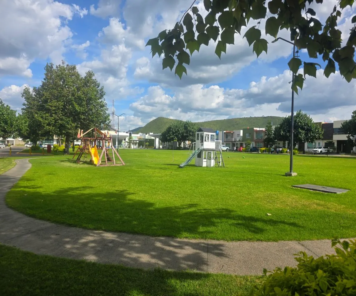 Casa En Venta,Casa Fuerte,Circuito el Bastión Norte S/N, Tlajomulco de Zúñiga, Jalisco 45645, 4 Habitaciones,4 Baños,Circuito el Bastión Norte,3,pQHLw41 Casa En Venta,Casa Fuerte,Circuito el Bastión Norte S/N, Tlajomulco de Zúñiga, Jalisco 45645, 4 Habitaciones,4 Baños,Circuito el Bastión Norte,3,pQHLw41