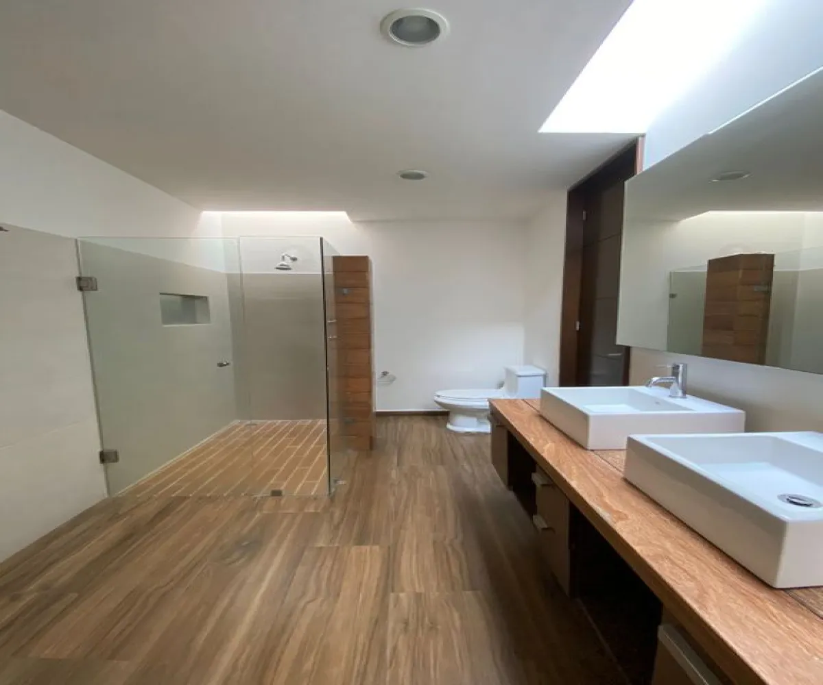 Casa En Venta,Zapopan,Avenida Paseo de La Luna 157, Zapopan, Jalisco 45019, 3 Habitaciones,3 Baños,Avenida Paseo de La Luna,2,p3Uykv7 Casa En Venta,Zapopan,Avenida Paseo de La Luna 157, Zapopan, Jalisco 45019, 3 Habitaciones,3 Baños,Avenida Paseo de La Luna,2,p3Uykv7