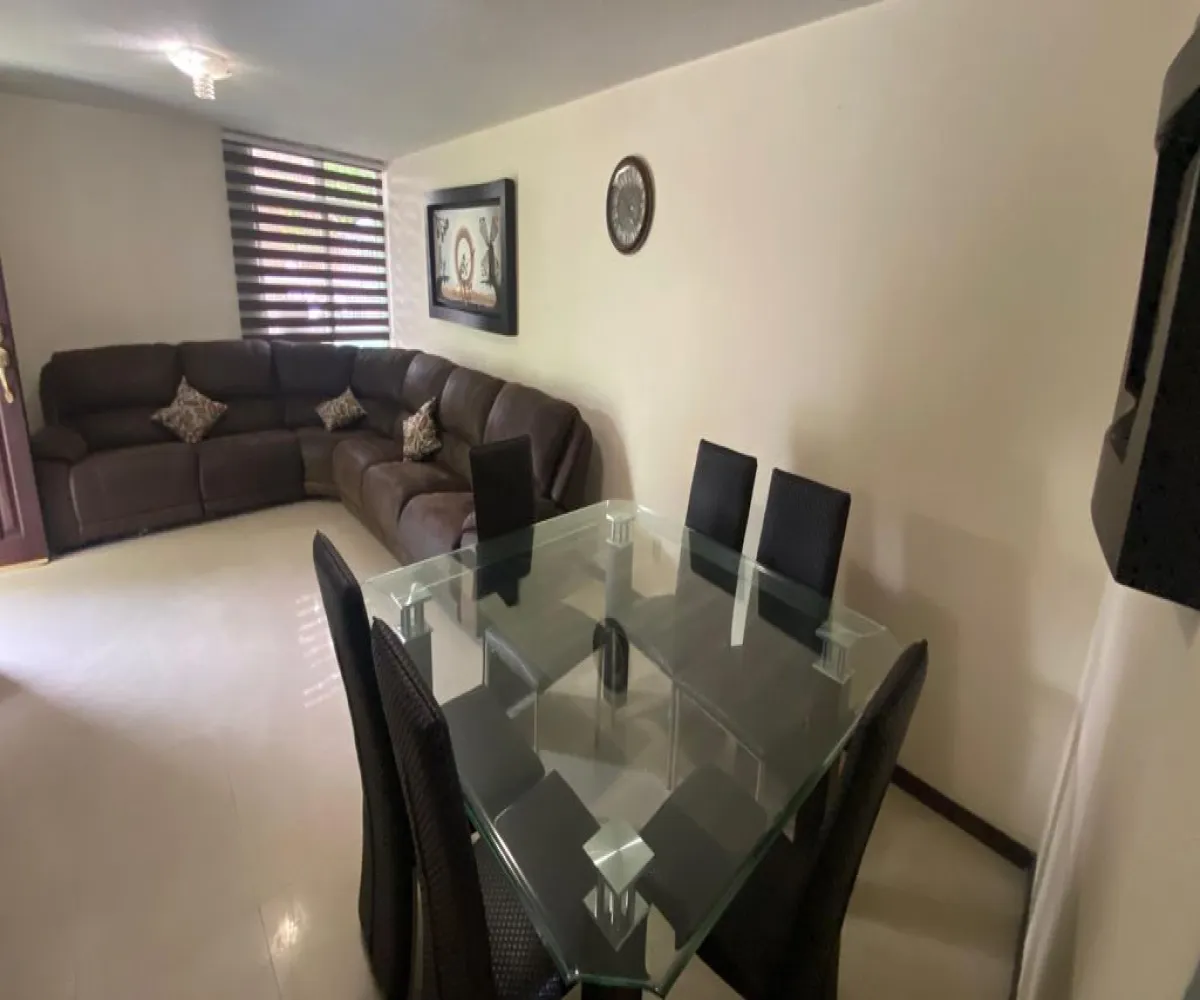 Casa En Venta,Fracc Monumental,Copan 345, Guadalajara, Jalisco 44320, 3 Habitaciones,2 Baños,Copan,1,p1uVs4B Casa En Venta,Fracc Monumental,Copan 345, Guadalajara, Jalisco 44320, 3 Habitaciones,2 Baños,Copan,1,p1uVs4B