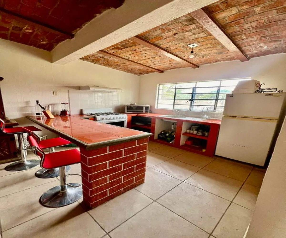 Casa En Venta,El capullin ,Los tres gallos, El pirul 35, México, Jalisco 45675, 4 Habitaciones,2 Baños,Los tres gallos, El pirul,1,pNUUXKa