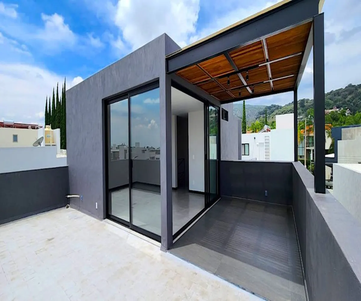 Casa En Venta,Fracc Ciudad Bugambilia,Azaleas 573 24, Zapopan, Jalisco 45237, 3 Habitaciones,3 Baños,Azaleas ,3,pGcaTJF