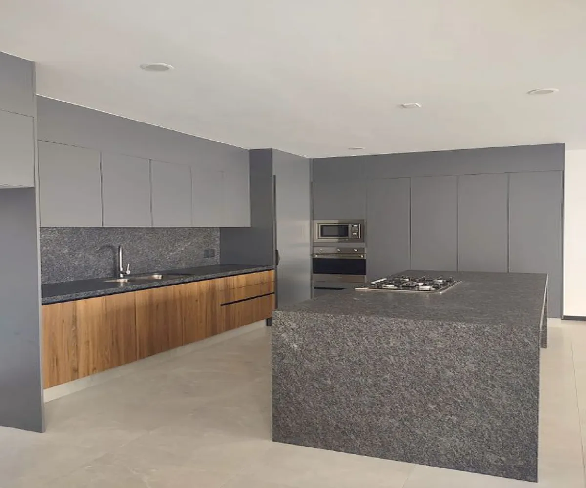 Casa En Venta,Fracc Ciudad Bugambilia,Azaleas 573 24, Zapopan, Jalisco 45237, 3 Habitaciones,3 Baños,Azaleas ,3,pGcaTJF