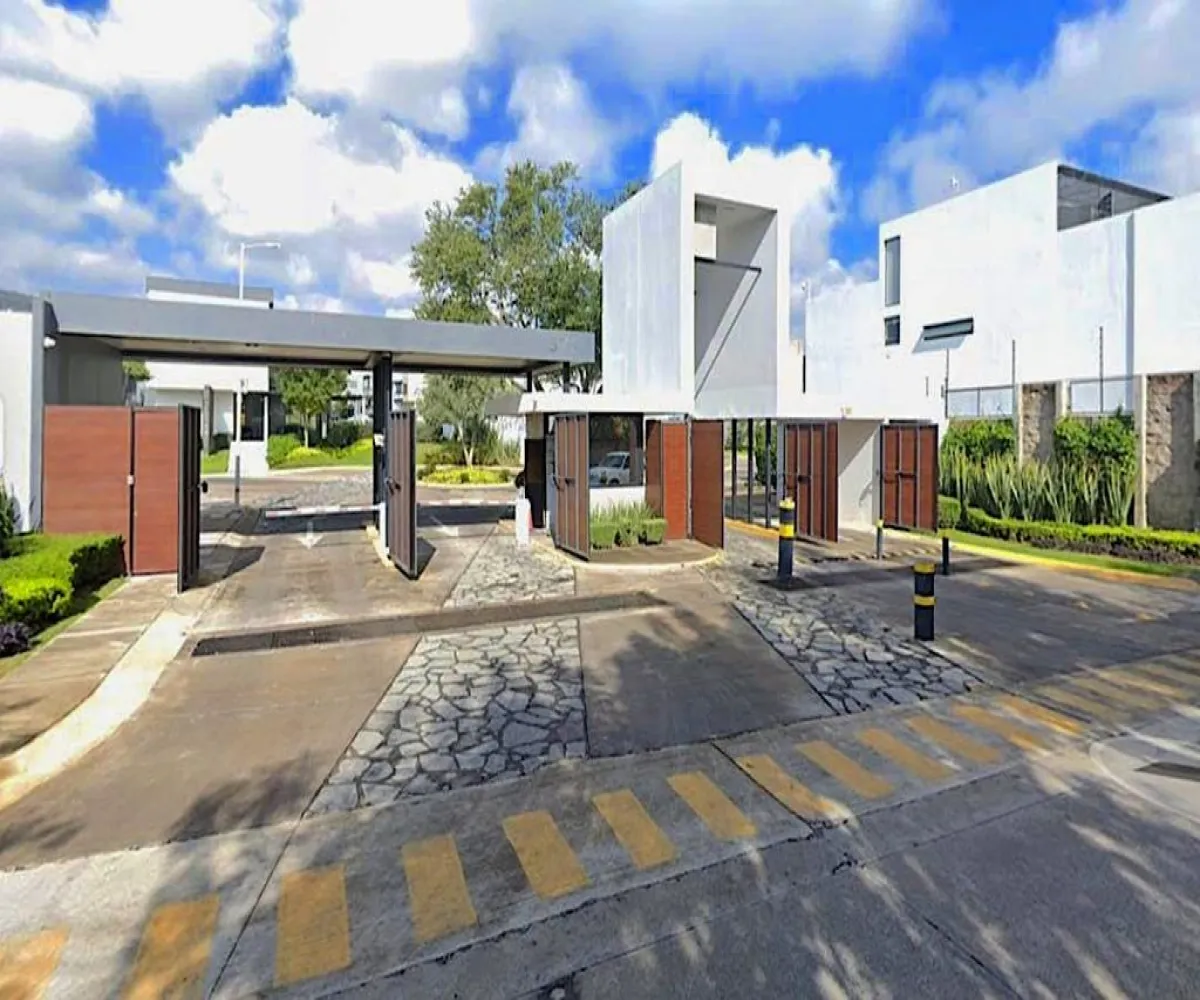 Casa En Venta,Fracc Ciudad Bugambilia,Azaleas 573 24, Zapopan, Jalisco 45237, 3 Habitaciones,3 Baños,Azaleas ,3,pGcaTJF