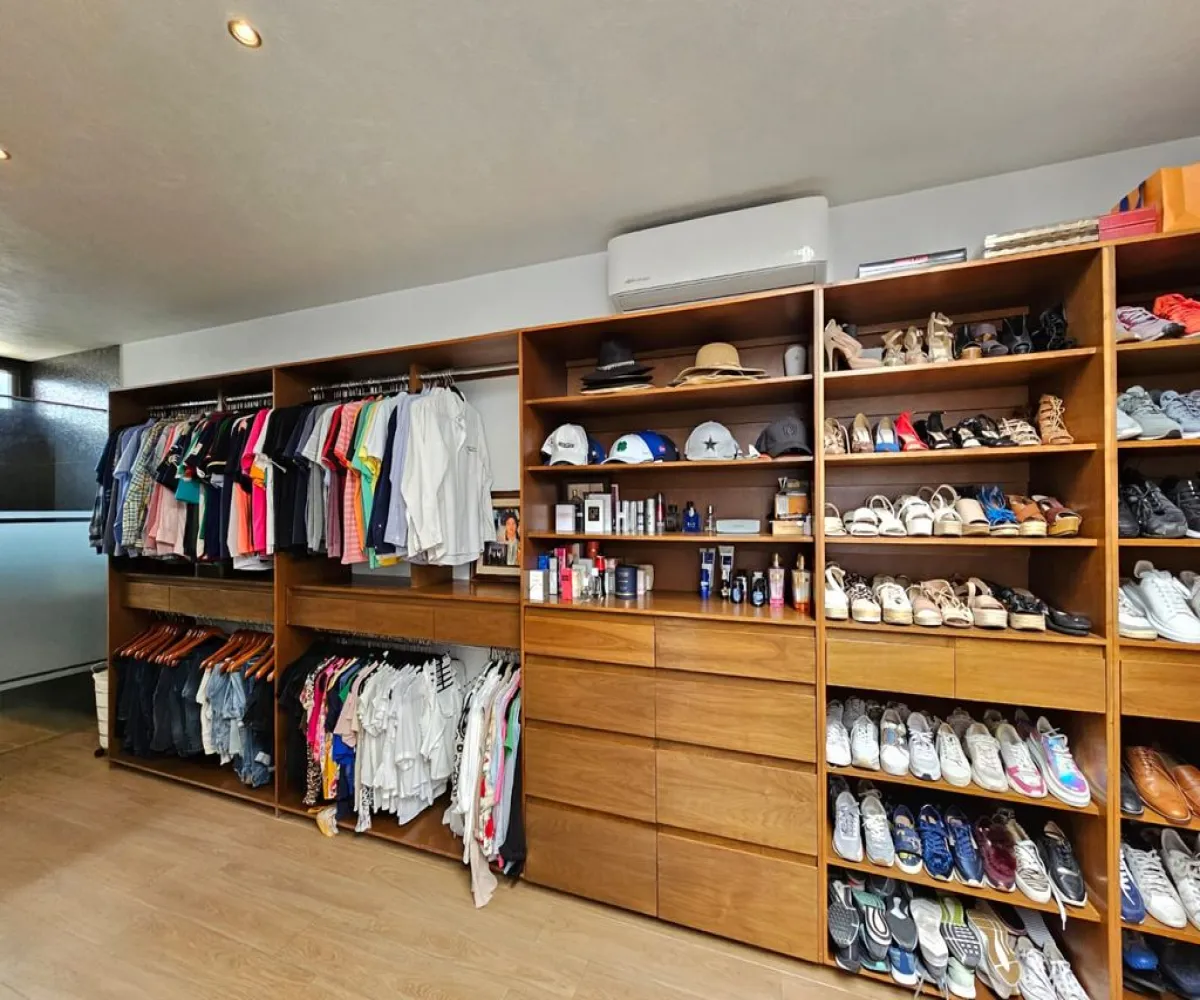 Casa En Venta,Pinar De La Venta,Via Brillo del sol norte S/N, Zapopan, Jalisco 45221, 3 Habitaciones,4 Baños,Via Brillo del sol norte,1,pBmhSVB Casa En Venta,Pinar De La Venta,Via Brillo del sol norte S/N, Zapopan, Jalisco 45221, 3 Habitaciones,4 Baños,Via Brillo del sol norte,1,pBmhSVB