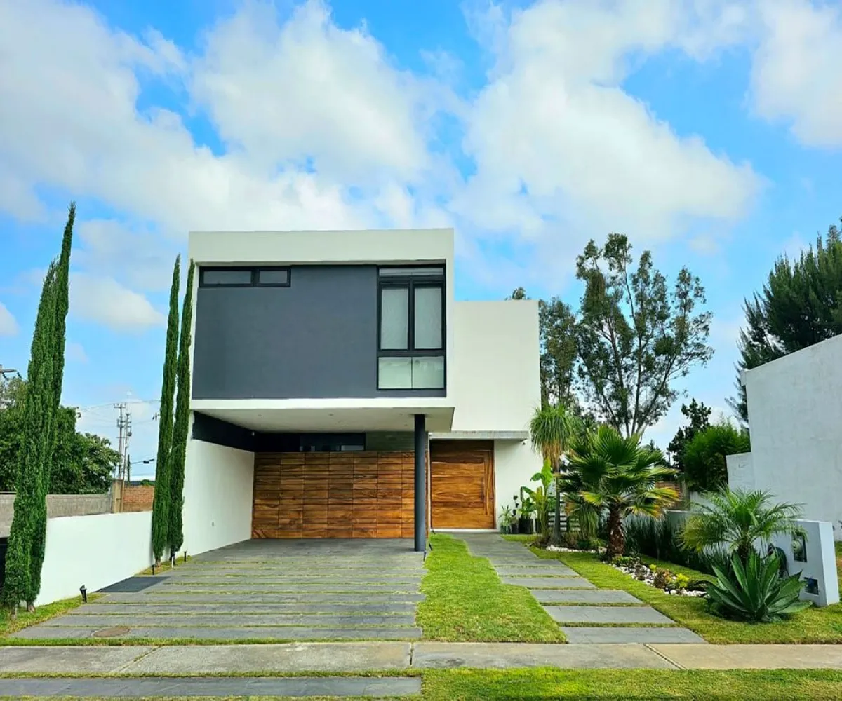 Casa En Venta,Pinar De La Venta,Via Brillo del sol norte S/N, Zapopan, Jalisco 45221, 3 Habitaciones,4 Baños,Via Brillo del sol norte,1,pBmhSVB Casa En Venta,Pinar De La Venta,Via Brillo del sol norte S/N, Zapopan, Jalisco 45221, 3 Habitaciones,4 Baños,Via Brillo del sol norte,1,pBmhSVB