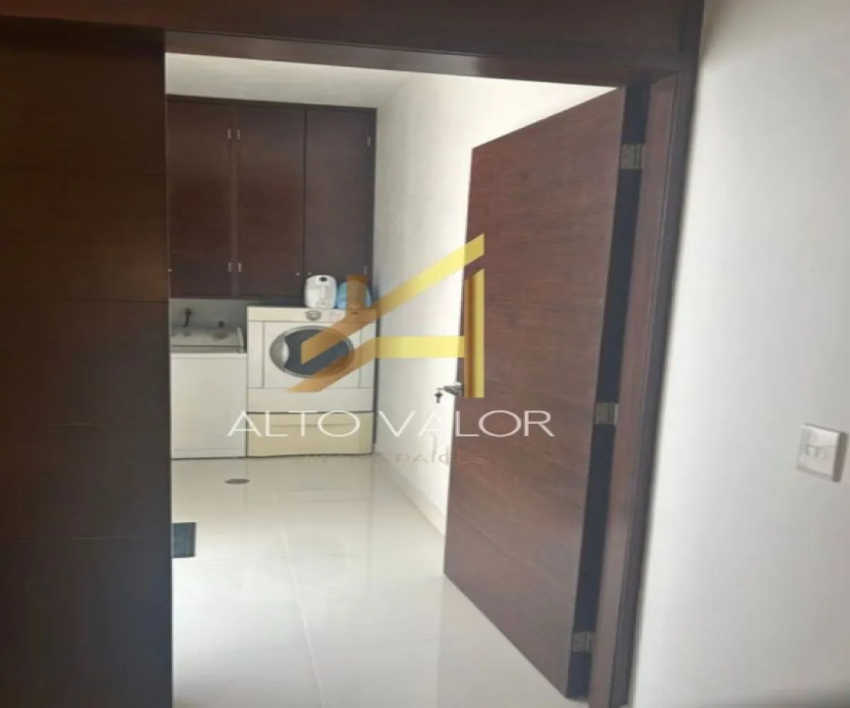 Casa En Venta,Bosques De Santa Anita,Pasesos de los Cipres S/N, Tlajomulco de Zúñiga, Jalisco 45640, 4 Habitaciones,4 Baños,Pasesos de los Cipres,2,pg0K8h6