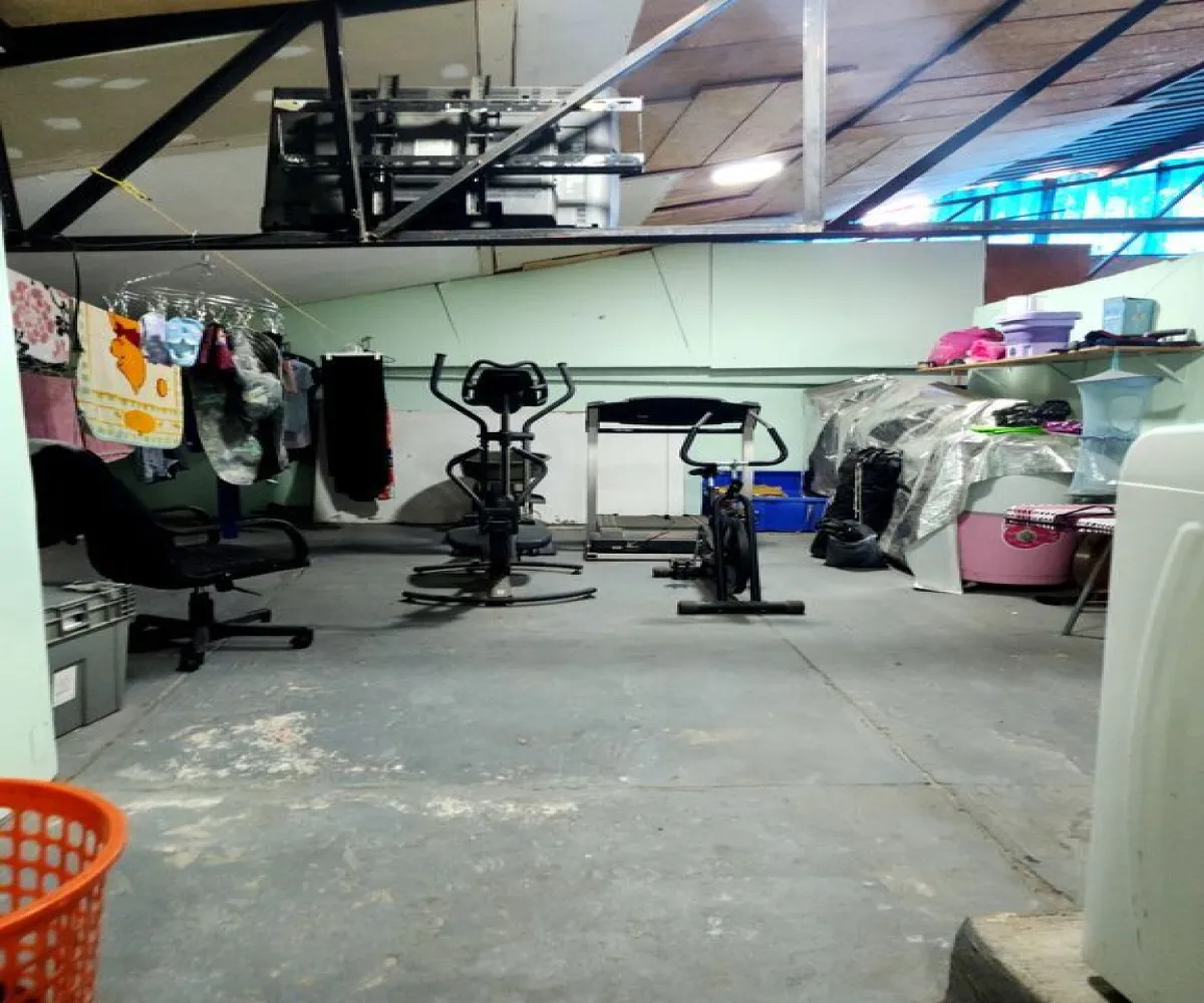 Casa En Venta,Polanco,Carlos Reyes Avilés 3860, Guadalajara, Jalisco 44960, 2 Habitaciones,1 Baño,Carlos Reyes Avilés,2,pmZUZNz