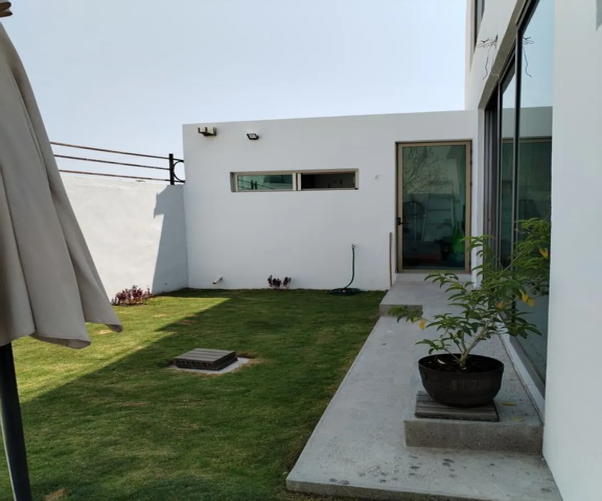 Casa En Venta,Senderos De Monte Verde,Sendero de las Laderas 56, Tlajomulco de Zúñiga, Jalisco 45640, 3 Habitaciones,3 Baños,Sendero de las Laderas,1,pcqk28l Casa En Venta,Senderos De Monte Verde,Sendero de las Laderas 56, Tlajomulco de Zúñiga, Jalisco 45640, 3 Habitaciones,3 Baños,Sendero de las Laderas,1,pcqk28l