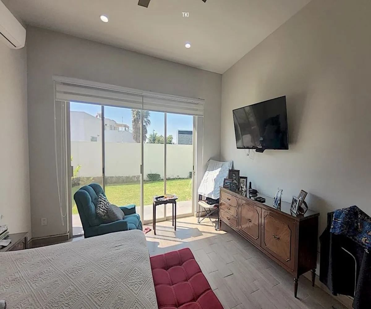 Casa En Venta,fraccionamiento Rinconada de Santa anita,Santa Anita 601 67, México, Jalisco 45645, 3 Habitaciones,3 Baños,Santa Anita,1,p8Iq969 Casa En Venta,fraccionamiento Rinconada de Santa anita,Santa Anita 601 67, México, Jalisco 45645, 3 Habitaciones,3 Baños,Santa Anita,1,p8Iq969