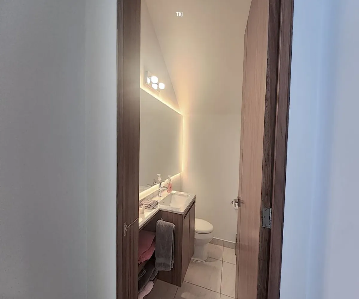 Casa En Venta,fraccionamiento Rinconada de Santa anita,Santa Anita 601 67, México, Jalisco 45645, 3 Habitaciones,3 Baños,Santa Anita,1,p8Iq969 Casa En Venta,fraccionamiento Rinconada de Santa anita,Santa Anita 601 67, México, Jalisco 45645, 3 Habitaciones,3 Baños,Santa Anita,1,p8Iq969