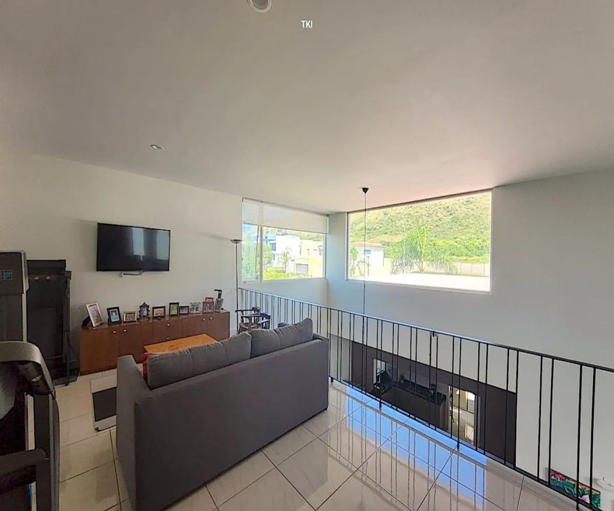 Casa En Venta,fraccionamiento Rinconada de Santa anita,Santa Anita 601 67, México, Jalisco 45645, 3 Habitaciones,3 Baños,Santa Anita,1,p8Iq969 Casa En Venta,fraccionamiento Rinconada de Santa anita,Santa Anita 601 67, México, Jalisco 45645, 3 Habitaciones,3 Baños,Santa Anita,1,p8Iq969